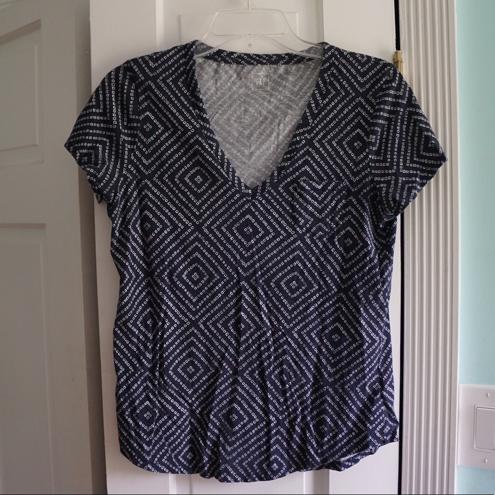Navy Gap T-Shirt